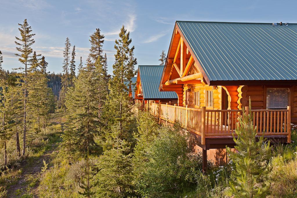 Lac Le Jeune Wilderness Resort Kamloops Exteriör bild