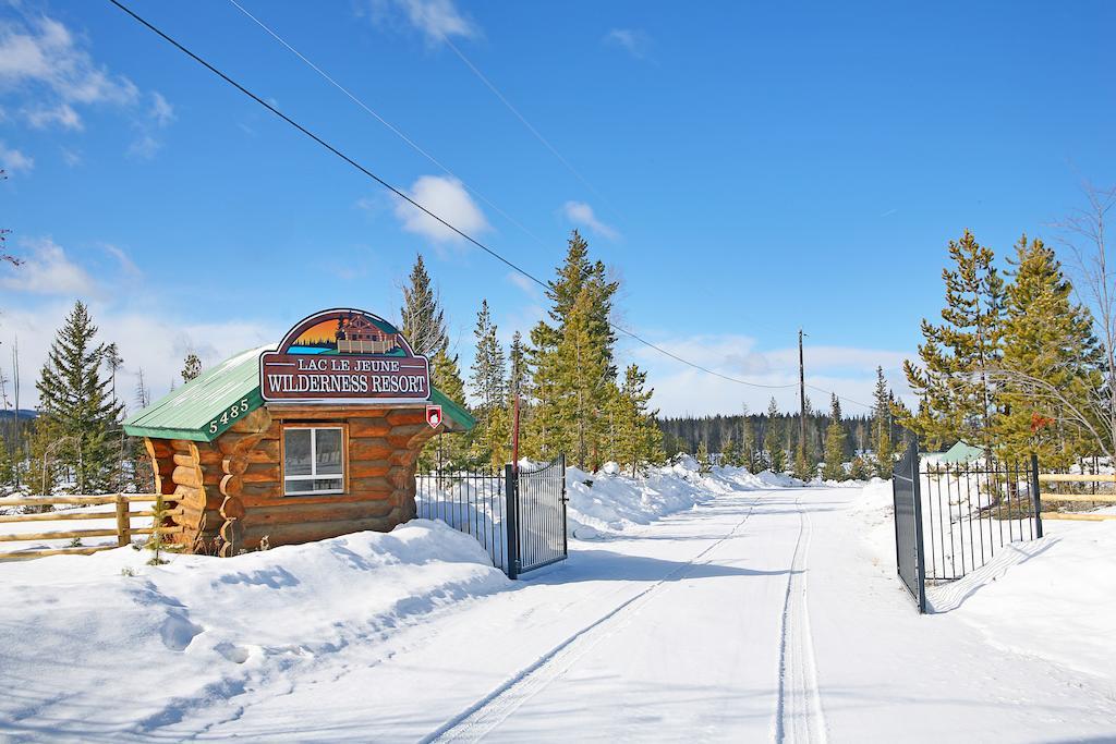 Lac Le Jeune Wilderness Resort Kamloops Exteriör bild