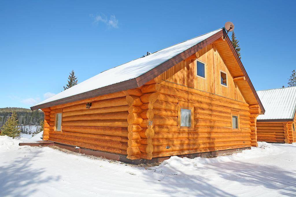 Lac Le Jeune Wilderness Resort Kamloops Exteriör bild